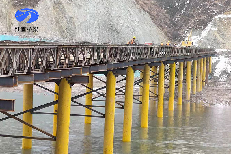 1678345974608899.jpg 欒盧豫陜 LLYSSG-2 項(xiàng)目經(jīng)理部鋼棧橋搭拆工程1.jpg